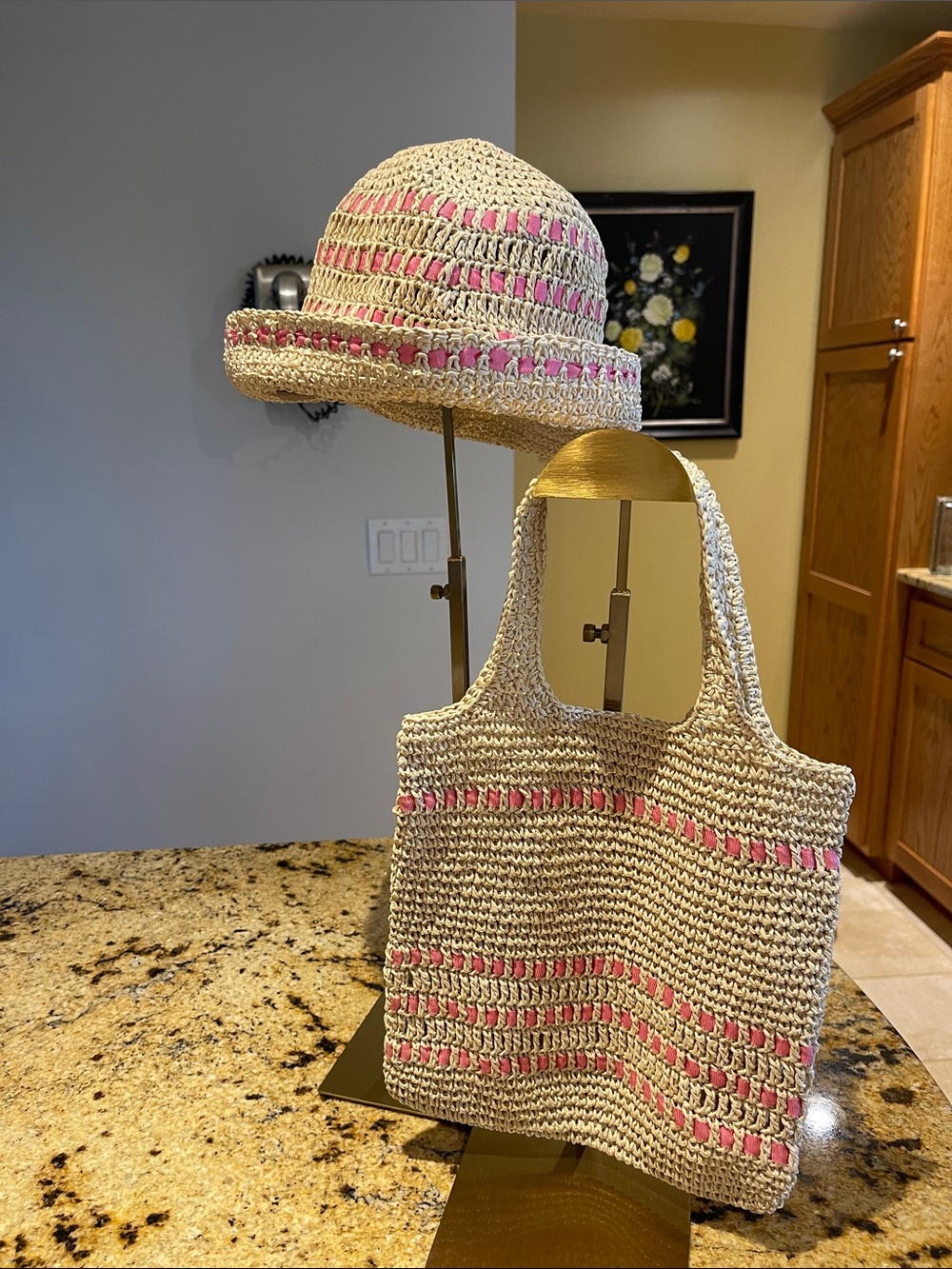Liz Claiborne Neutral Straw Tote & Matching Hat with Pink Accent